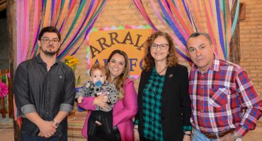 Adufg-Sindicato realiza Arraiá em Catalão com música, comidas típicas e confraternização entre docentes