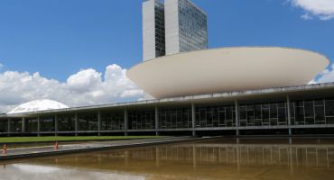 Notícias - Após Carnaval, Congresso deve priorizar segurança e fim da escala 6 X 1