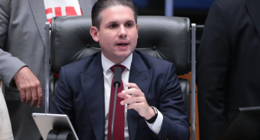 Notícias - Câmara tem semana decisiva para votar 6x1 e destravar pauta do plenário