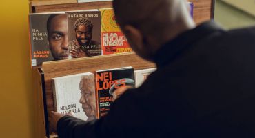 Notícias - Críticas à educação antirracista no novo PNE retomam o discurso da neutralidade