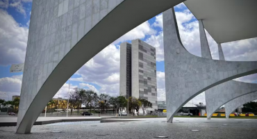 Notícias - Governo quita emendas parlamentares que precisavam ser pagas até junho; valor é de R$ 17,5 bilhões
