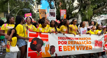 Notícias - Julho das Pretas: mulheres negras marcham pelas ruas de todo país