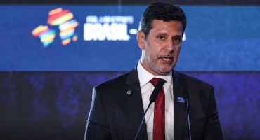 Notícias - MEC: queda do analfabetismo no Brasil é ligada a políticas na educação