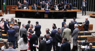 Notícias - PEC da maioridade deve avançar apenas depois das eleições, avaliam líderes