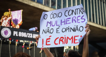 Notícias - Pelo menos 19 cidades realizam atos neste domingo pela criminalização da misoginia