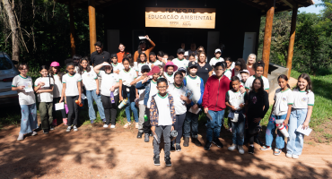 Notícias - Sede Campestre recebe alunos de Hidrolândia em atividade de educação ambiental