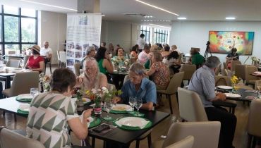 Confraternização de fim de ano (Travessia, Coral Vozes do Adufg e pensionistas)