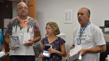 Entrega de Equipamentos de Proteção - Tablets CEPAE