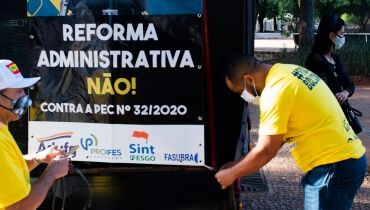 Pão, Vacina e Educação
