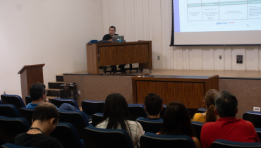 Reunião sobre reestruturação da carreira nas unidades acadêmicas (IQ-UFG)