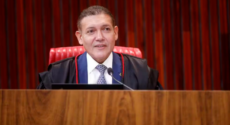 100 dias para as eleições: uso de IA e propaganda antecipada geram enxurrada de ações no TSE