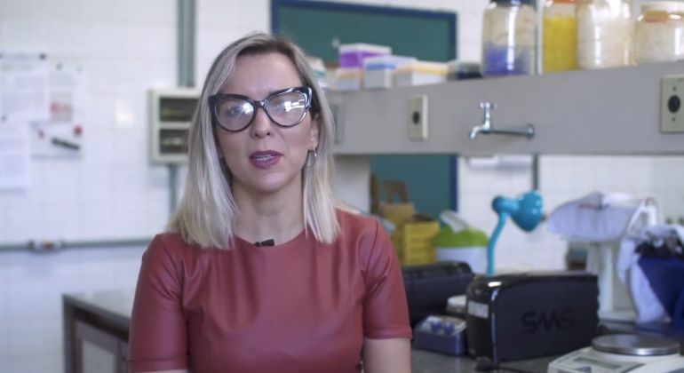 Adufg Científica aborda diagnóstico de Covid-19 pela saliva
