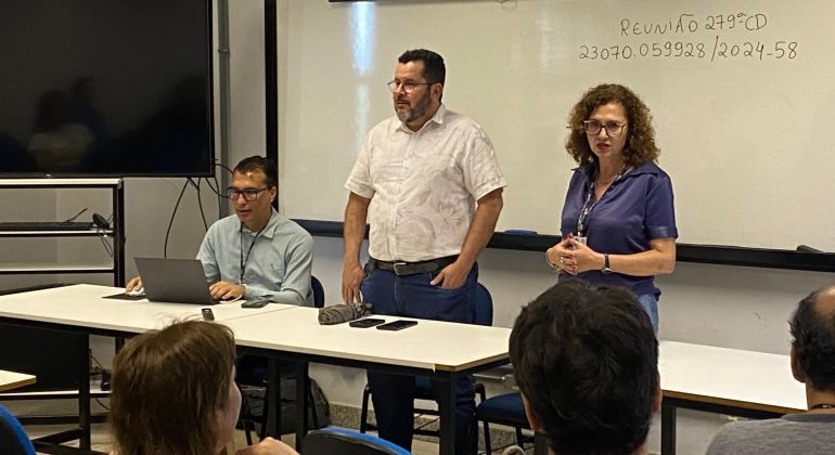 Adufg nas Unidades: Sindicato promove ação no INF e reforça atuação à comunidade acadêmica