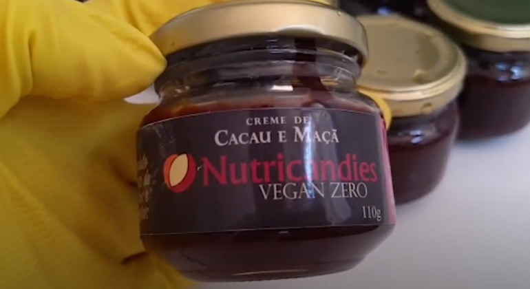 Adufg Saúde: Projeto da UFG desenvolve chocolate sem gordura e sem lactose