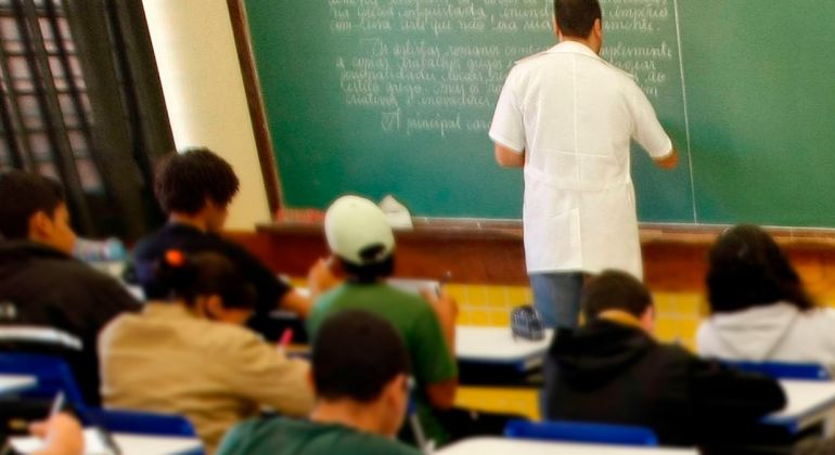 Adufg-Sindicato cobra resposta da UFG em relação aos adicionais ocupacionais dos docentes