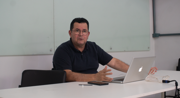 Adufg-Sindicato discute questões relacionadas à greve e à contraproposta da Proifes-Federação com docentes das escolas de engenharia da UFG