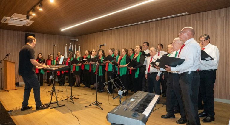 Adufg-Sindicato inicia Cantata de Natal