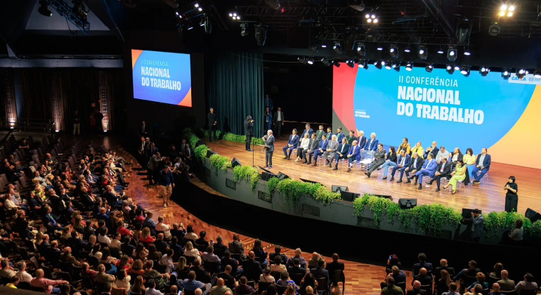 Adufg-Sindicato marca presença na II Conferência Nacional do Trabalho