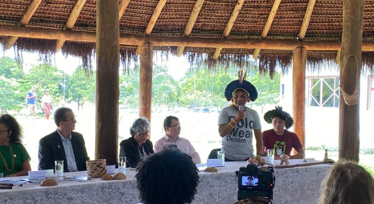 Adufg-Sindicato marca presença na posse do primeiro professor indígena da UFG