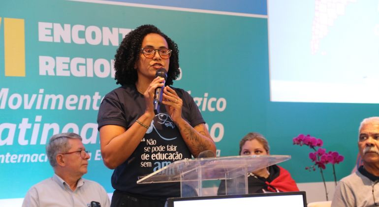 Adufg-Sindicato marca presença no VI Encontro do Movimento Pedagógico Latino-americano