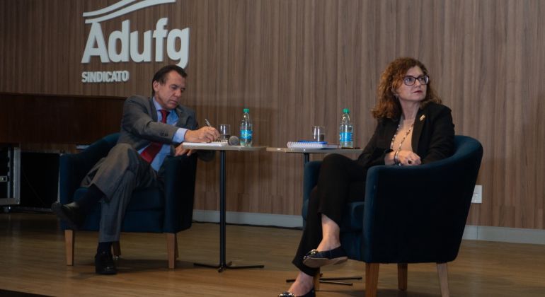 Adufg-Sindicato recebe debate com ministro do Trabalho pelo fim da escala 6x1 e fortalecimento da causa trabalhista