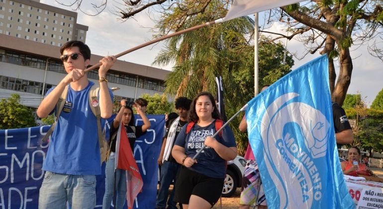 Ato Unificado encerra paralisação nacional de 48 horas da Educação