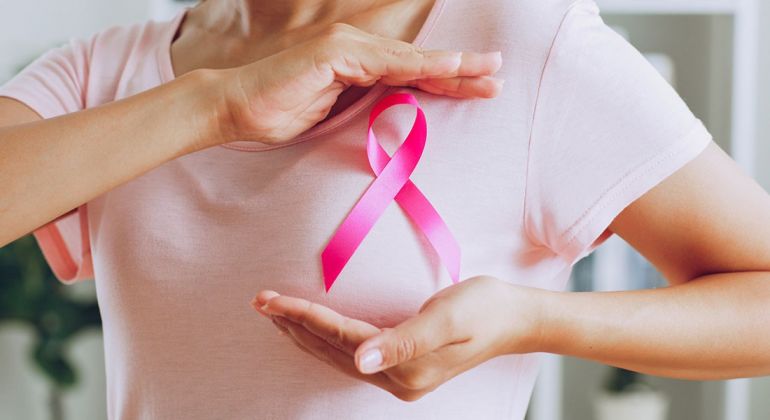 Blitz da Saúde: Adufg-Sindicato promove ação de conscientização sobre o câncer de mama