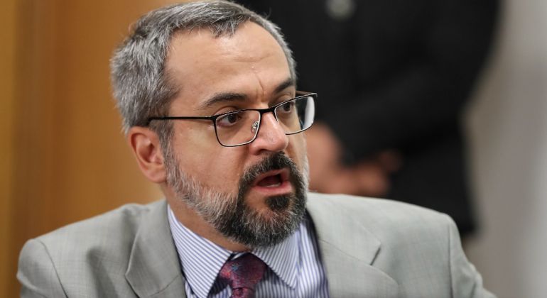 Carta Capital: Lutemos contra o fim do Fundeb, pelo futuro da Educação Básica