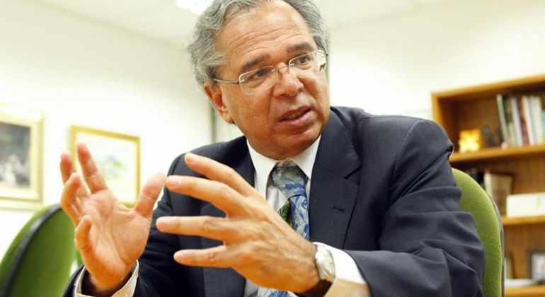 'Dá para esperar 4 anos de um liberal-democrata após 30 de centro-esquerda?', diz Guedes