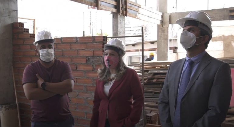 Deputada estadual Delegada Adriana Accorsi visita obras da nova sede do Adufg-Sindicato
