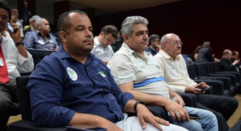 Dia do Servidor: Adufg-Sindicato marca presença no relançamento da Frente Parlamentar Mista do Serviço Público