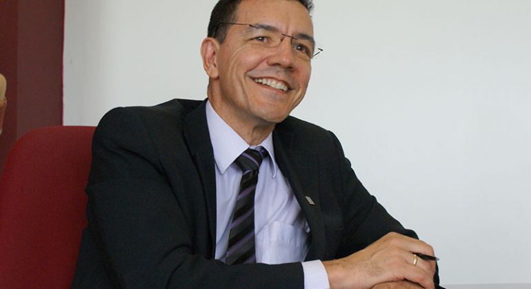 Diretoria do Adufg destaca atuação do professor Edward Madureira na luta pelo ensino público, gratuito e de qualidade