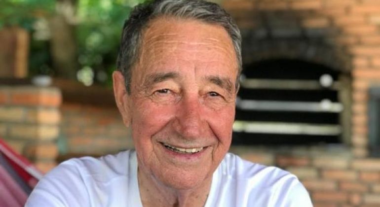 Diretoria do Adufg-Sindicato lamenta a morte do professor Antônio Geraldo de Carvalho