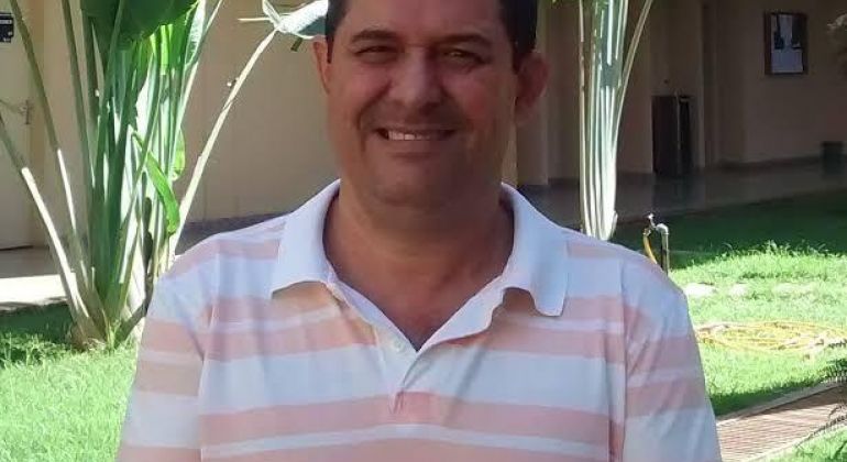 Diretoria do Adufg-Sindicato lamenta a morte do professor Romildo da Silva Pina
