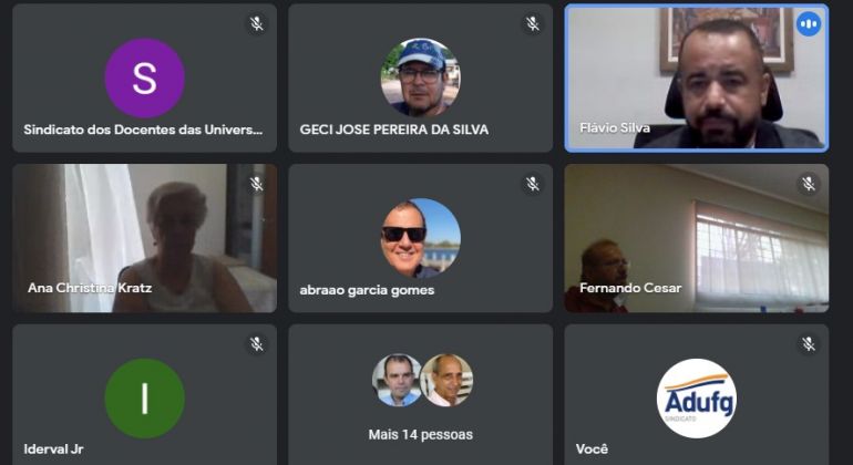 Em assembleia, professores decidem por nova reunião com operadora do plano de saúde para tratar de renovação