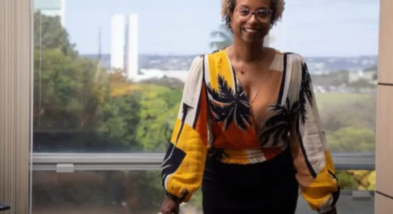 Enfrentamento ao racismo também é desafio na Educação, diz secretária do MEC