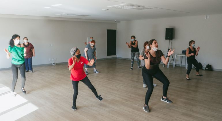 Espaço Cultural de Lazer e Saúde do Adufg-Sindicato promove aula inaugural de Ritmos