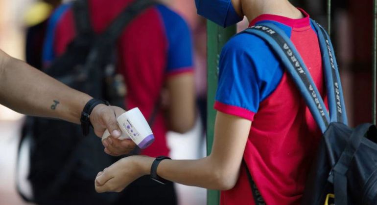 Estadão: Prefeitos deixam de investir R$ 15 bi em educação e tentam evitar punição
