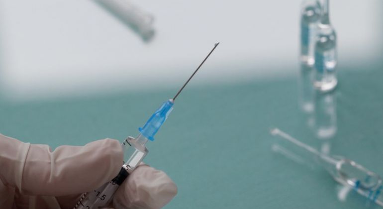 Faculdade de Enfermagem da UFG promove vacinação contra a gripe influenza