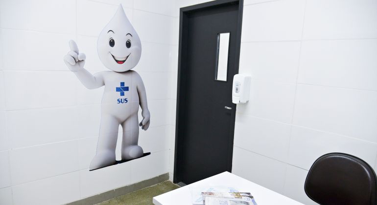 Faculdade de Enfermagem oferece 4ª dose contra a Covid-19, além de vacinas contra sarampo e trivalente