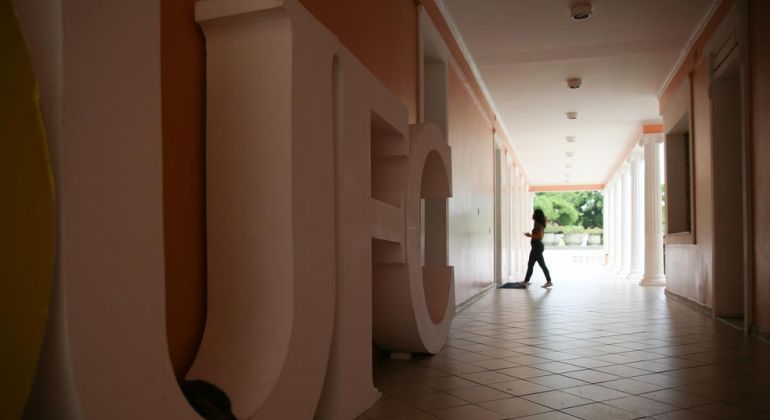 G1: Corte de quase R$ 1 bi para universidades federais é mantido mesmo com alteração no orçamento do MEC para 2021, dizem reitores