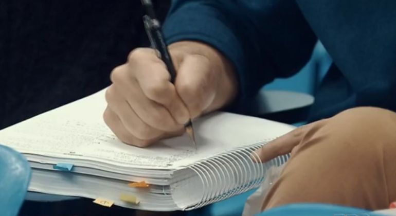 G1: Educação brasileira sofre novos baques com perspectiva de mais desistências nas escolas e a perda de R$ 4 bilhões no orçamento