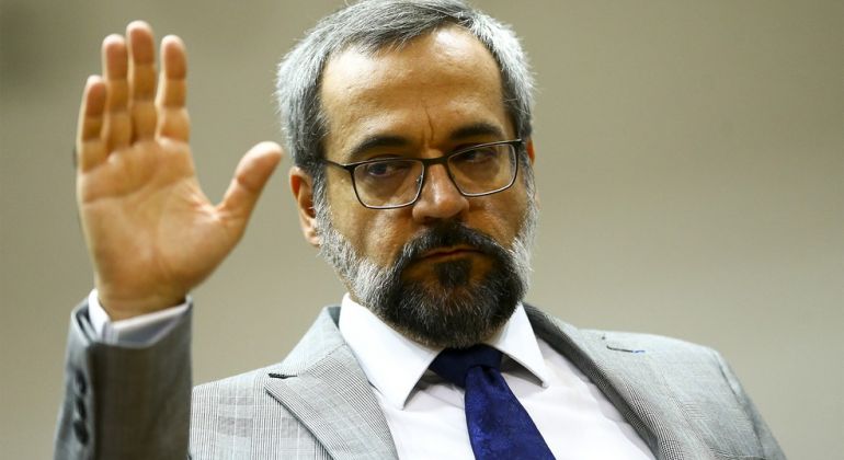 G1: MEC revoga portaria que acabava com incentivo a cotas para negros, indígenas e pessoas com deficiência na pós-graduação