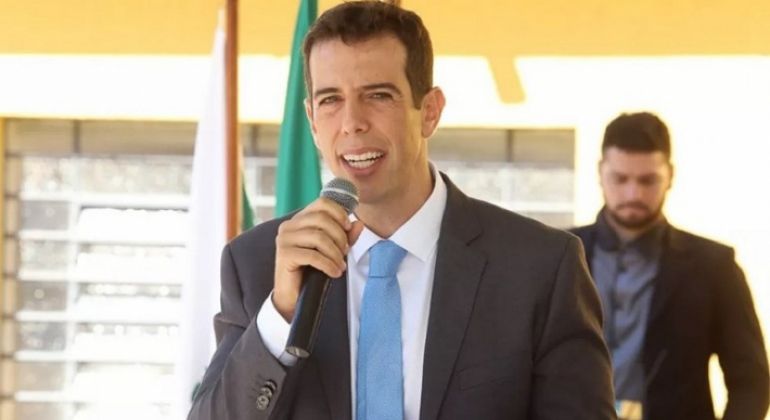 G1: Renato Feder diz ter rejeitado convite para ser ministro da Educação