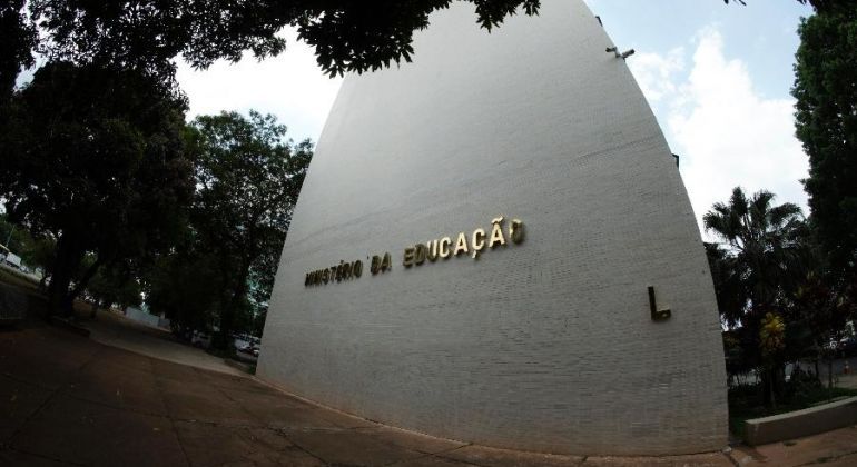 Governo Federal convoca Proifes para reunião da Mesa Específica e Temporária do Magistério Federal