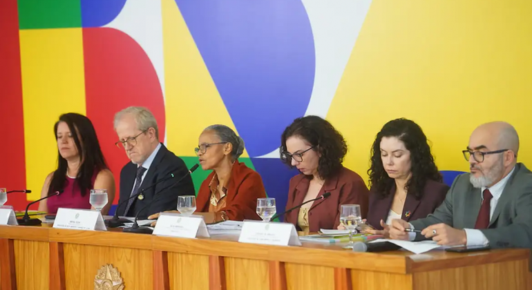 Governo lança Plano Clima com meta de reduzir emissões até 2035