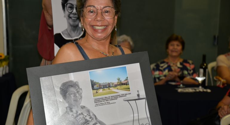 Grupo Travessia presta homenagem à ex-presidente do Adufg, professora Maria Ieda Burjack