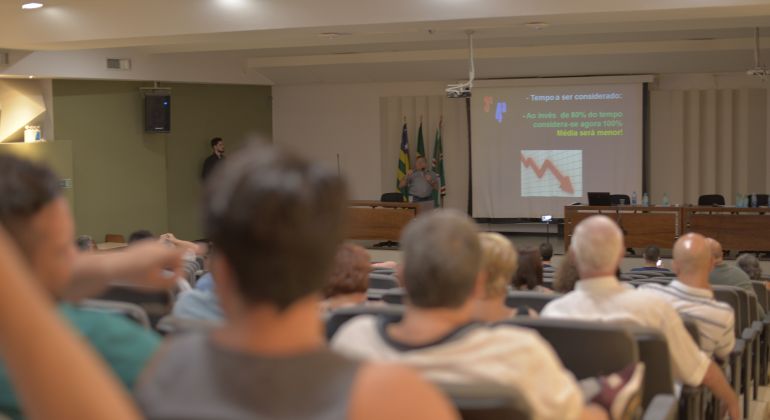 Impactos da nova reforma da Previdência são discutidos em palestra promovida pelo Adufg-Sindicato