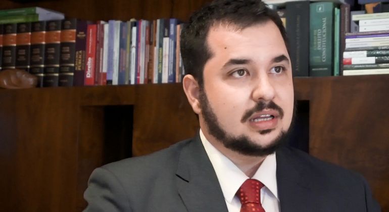 Jurídico Responde destaca impactos da reforma administrativa para servidores ativos e aposentados