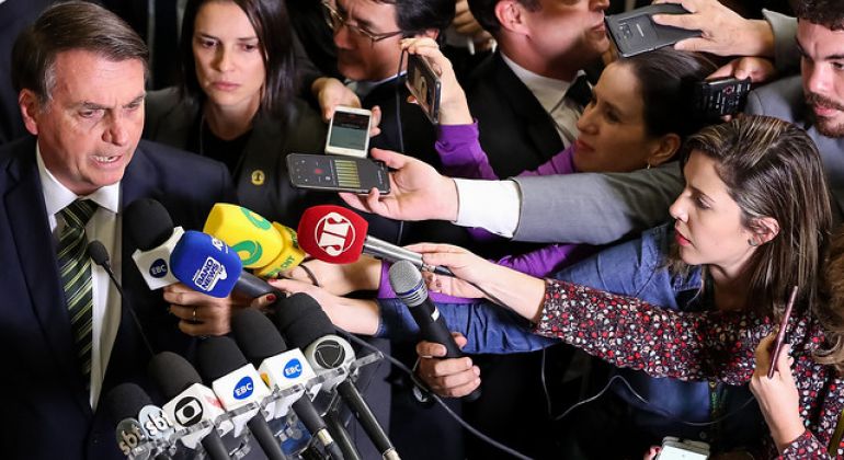 Maioria dos ataques a profissionais de imprensa em 2019 partiu de Bolsonaro